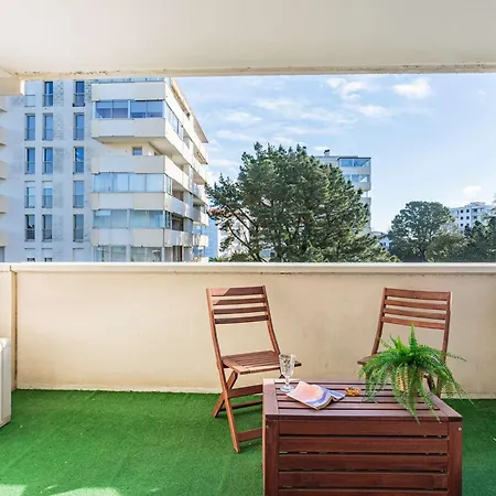 Apartment Moderne Avec Balcon Et Parking A - Fr-1-3-625 *